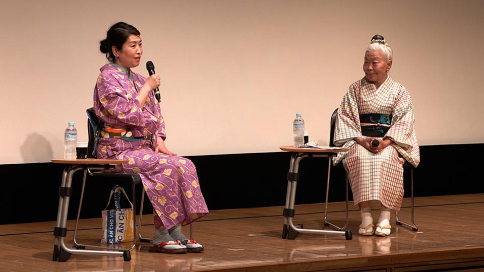 上映会とトークショー 秩父銘仙 技術と文化を今に伝える～